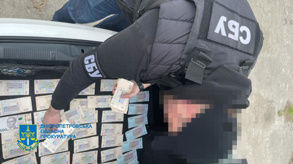 На Дніпропетровщині начальника відділення поліції підозрюють у хабарництві. ФОТО  | новини Дніпра