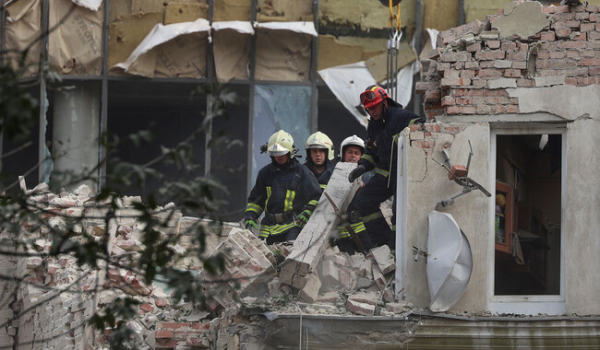 Полиция расследует закрытые укрытия во Львове во время ракетной атаки - Общество