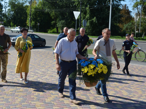 
				Україна святкує 32 річницю незалежності
				