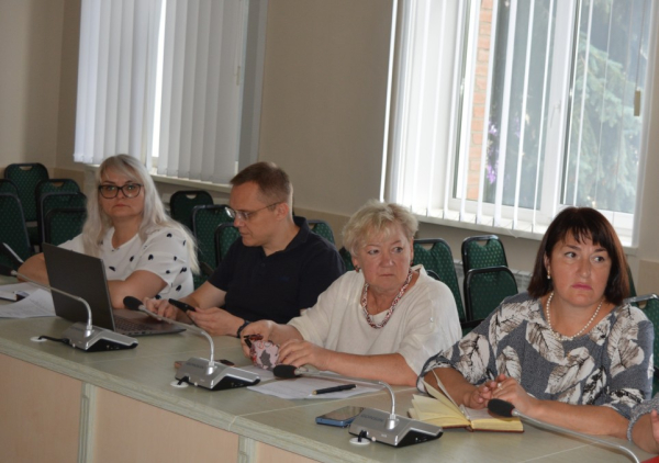 
				Розпочалася робота над розробкою Стратегії розвитку Миргородської громади
				