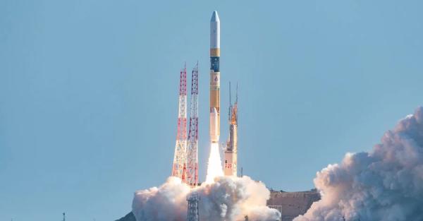 Япония запустила лунный посадочный модуль после трех неудачных попыток - Общество