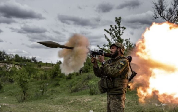 
Почти 900 окупантов и пять танков. Генштаб обновил потери РФ в Украине - Новости Мелитополя. РІА-Південь
