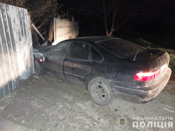 На Дніпропетровщині затримано злодюжку, який втрапив у ДТП на викраденому автомобілі | новини Дніпра