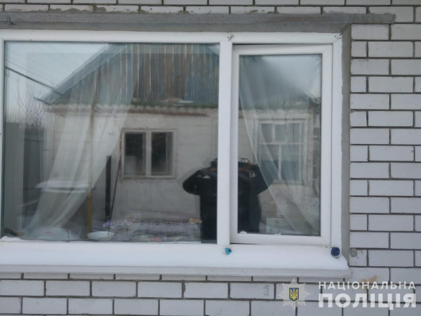 На Дніпропетровщині затримано злодіїв, які проникли у будинок через незачинене вікно | новини Дніпра