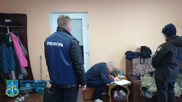 На Дніпропетровщині повідомлено про підозру підприємцю, який ошукав батька загиблого військового | новини Дніпра