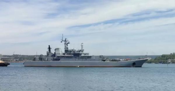 На борту уничтоженного "Цезаря Куникова" могло быть до 90 российских моряков - Общество