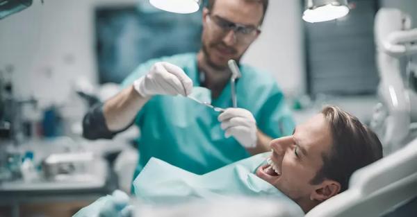 Имплантация зубов. Какая, все же, цена - Общество