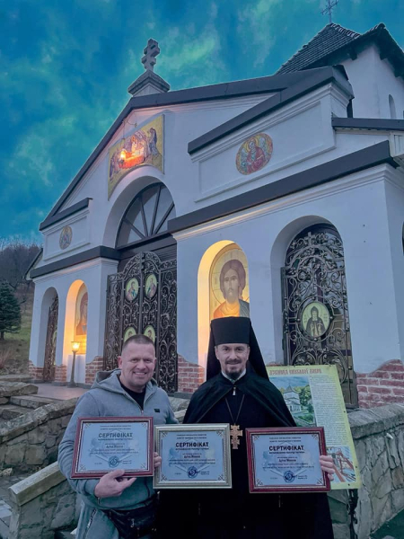 Жму штангу и прошу у Бога помощи: монах Макарий Дутка имеет три рекорда по паверлифтингу - Общество