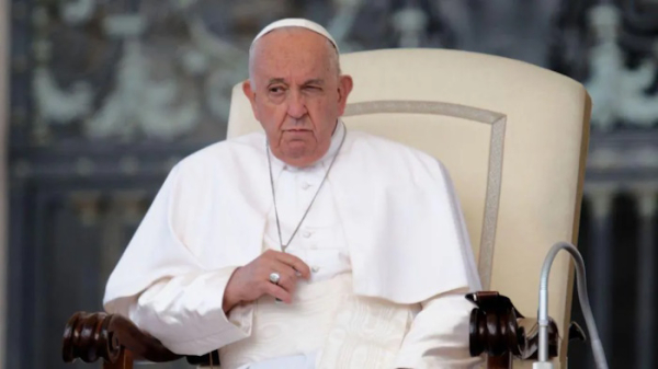 Папа Римский Франциск принёс извинения за оскорбительные высказывания в адрес геев