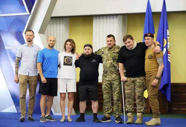 Выставка картин ветеранов ВСУ открылась в Киеве  - Общество