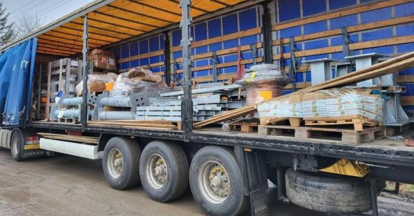 Нидерланды передали Украине 300 тонн оборудования для возобновления энергоснабжения  - Общество