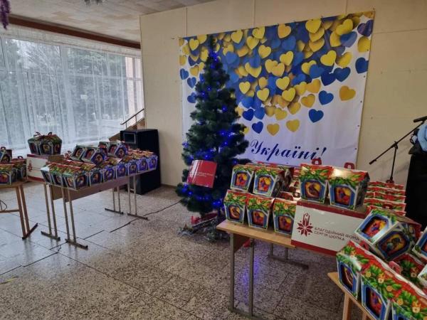 Тепло Новогодних праздников: волонтеры фонда Сергея Цюпко дарят радость детям Киевщины