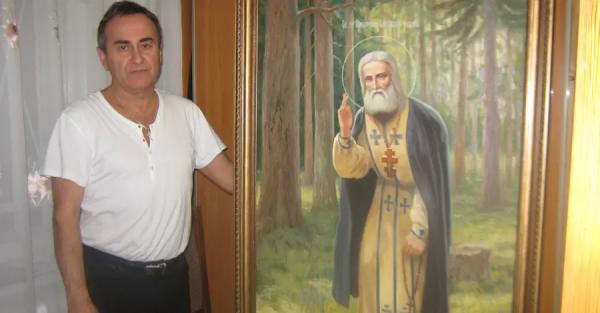 Владимир Семенюк 40 лет пишет и восстанавливает иконы - Общество