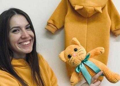 Швачка з Харкова відкрила виробництво дитячого одягу у Павлограді