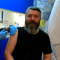 Украинских полярников на Вернадском вакцинировали от СOVID-19 - Коронавирус