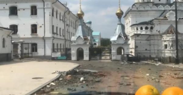 Украина эвакуировала часть людей из Святогорской Лавры - Общество