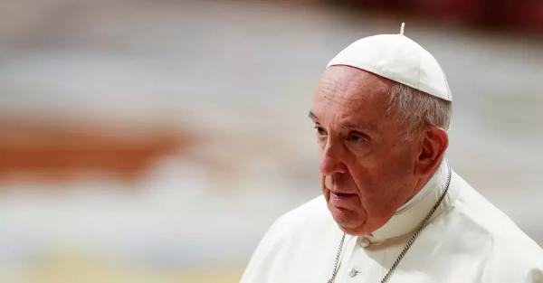 Папа Франциск накануне Нового года призвал не жалеть себя, а утешать страдающих - Общество