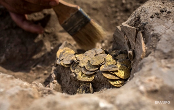 В Британии нашли клад золотых монет из Древнего Рима