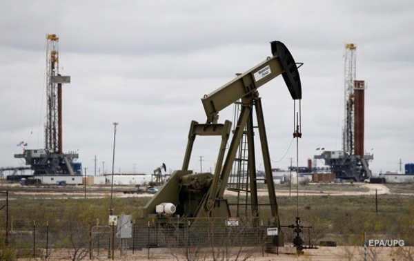 Нефть резко подешевела на новостях об Омикроне